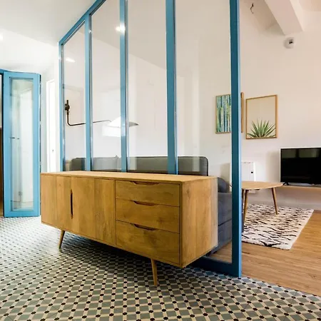High-end Penthouse 3min Away From Cathedral Vut-co-2301 Apartment